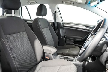 https://vehicle-cdn.autoleague.cloud/17009_11018918_17.jpg