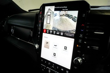 https://vehicle-cdn.autoleague.cloud/17009_11018921_15.jpg