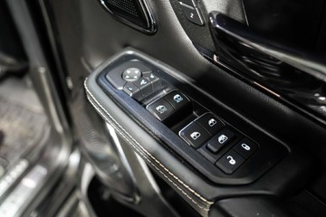 https://vehicle-cdn.autoleague.cloud/17009_11018921_22.jpg