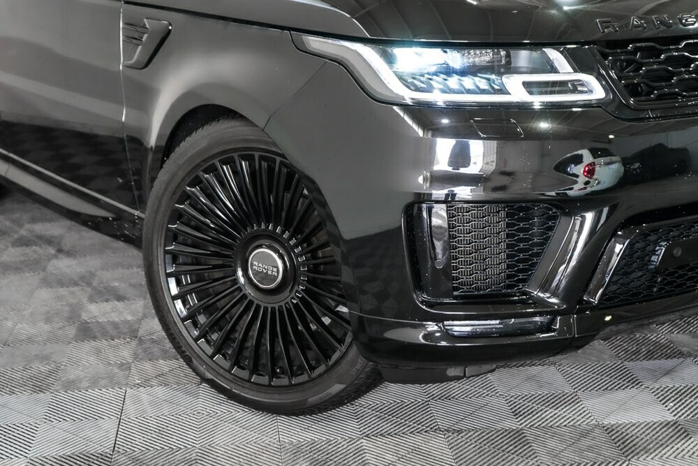 Land Rover Range Rover Sport image 2