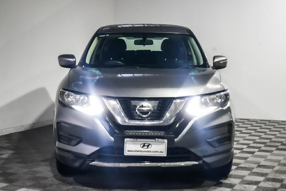 Nissan X-trail image 2