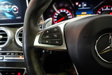 https://vehicle-cdn.autoleague.cloud/17009_11018941_14.jpg