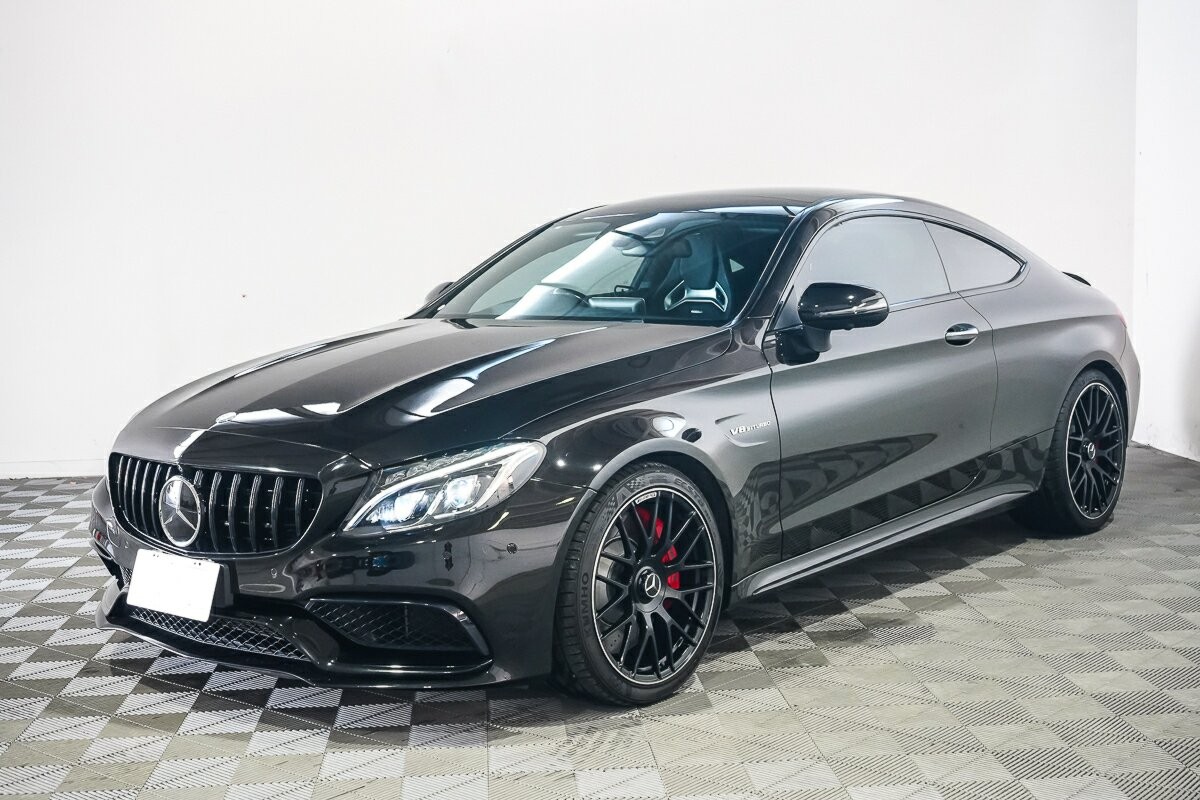 Mercedes Benz C-class image 4
