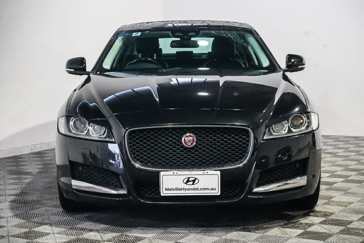 Jaguar Xf image 3