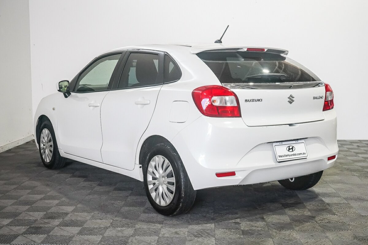 Suzuki Baleno image 4