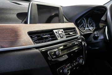https://vehicle-cdn.autoleague.cloud/17009_11018950_14.jpg