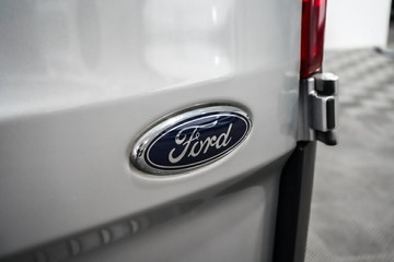 https://vehicle-cdn.autoleague.cloud/17009_11018962_23.jpg