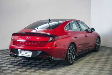 https://vehicle-cdn.autoleague.cloud/17009_11018967_8.jpg