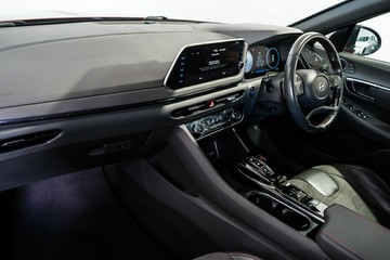 https://vehicle-cdn.autoleague.cloud/17009_11018967_9.jpg