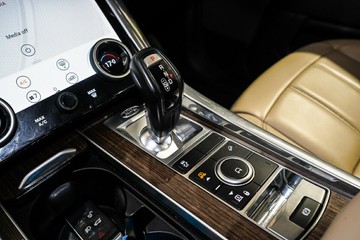https://vehicle-cdn.autoleague.cloud/17009_11018970_19.jpg