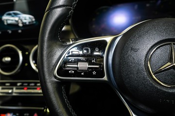 https://vehicle-cdn.autoleague.cloud/17009_11018991_14.jpg