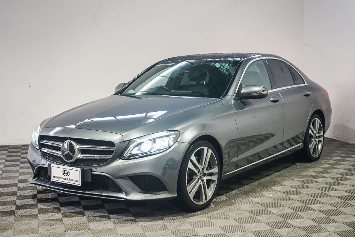 Mercedes Benz C-class image 3