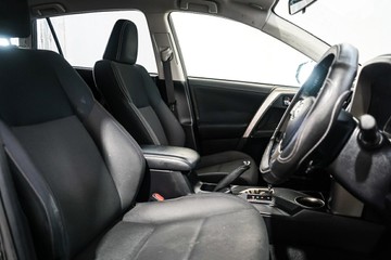 https://vehicle-cdn.autoleague.cloud/17009_11018994_13.jpg