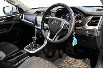 https://vehicle-cdn.autoleague.cloud/17009_11018997_15.jpg