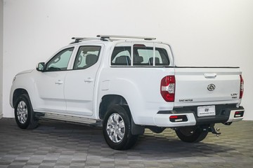 https://vehicle-cdn.autoleague.cloud/17009_11018997_6.jpg