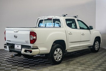 https://vehicle-cdn.autoleague.cloud/17009_11018997_8.jpg
