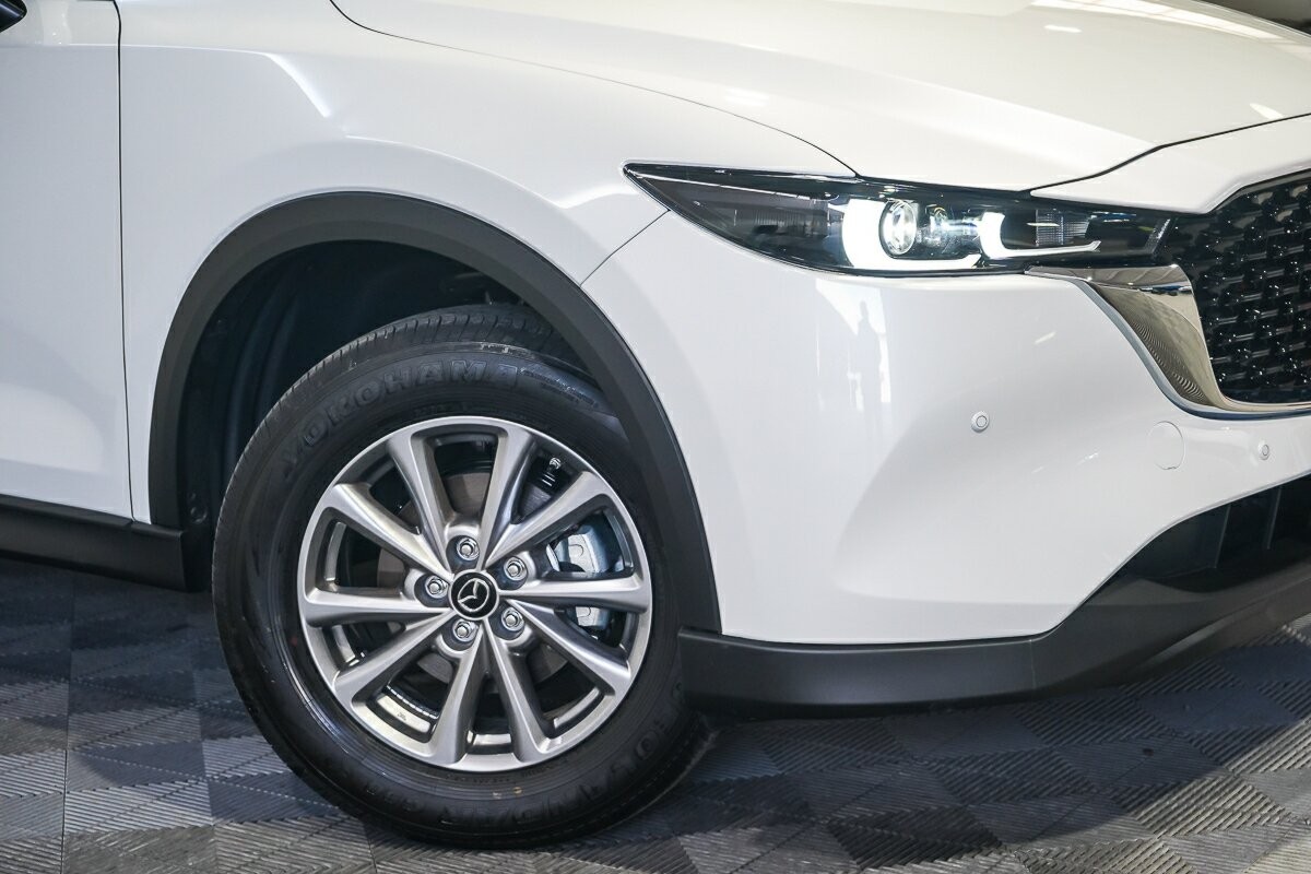 Mazda Cx-5 image 2