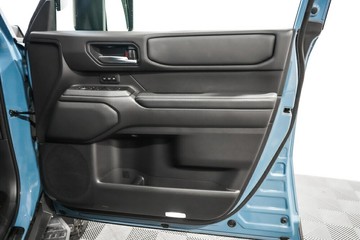 https://vehicle-cdn.autoleague.cloud/17009_11019008_18.jpg