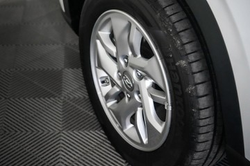 https://vehicle-cdn.autoleague.cloud/17009_11019013_25.jpg