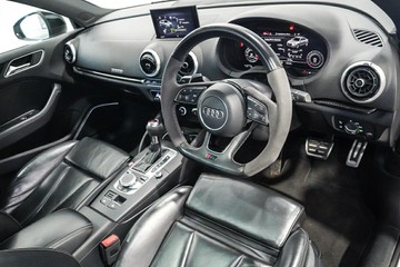 https://vehicle-cdn.autoleague.cloud/17009_11019015_14.jpg