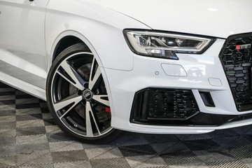 https://vehicle-cdn.autoleague.cloud/17009_11019015_2.jpg