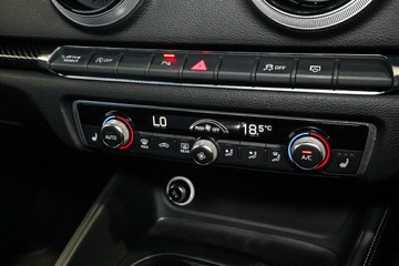 https://vehicle-cdn.autoleague.cloud/17009_11019015_21.jpg