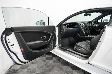 https://vehicle-cdn.autoleague.cloud/17009_11019017_10.jpg