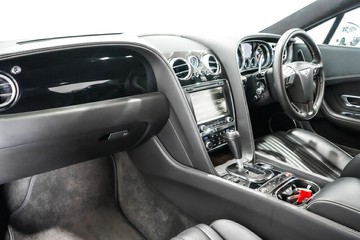 https://vehicle-cdn.autoleague.cloud/17009_11019017_11.jpg