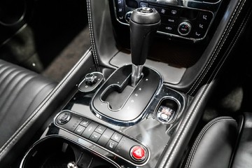 https://vehicle-cdn.autoleague.cloud/17009_11019017_19.jpg