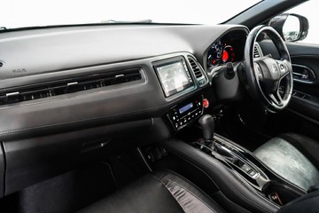 https://vehicle-cdn.autoleague.cloud/17009_11019028_10.jpg