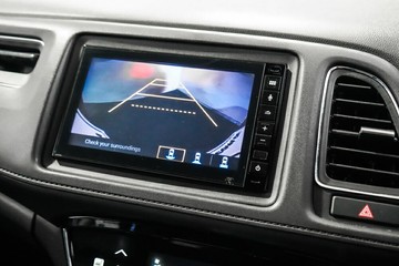 https://vehicle-cdn.autoleague.cloud/17009_11019028_18.jpg