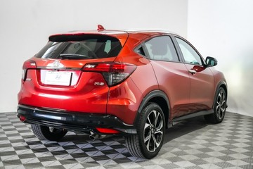 https://vehicle-cdn.autoleague.cloud/17009_11019028_5.jpg