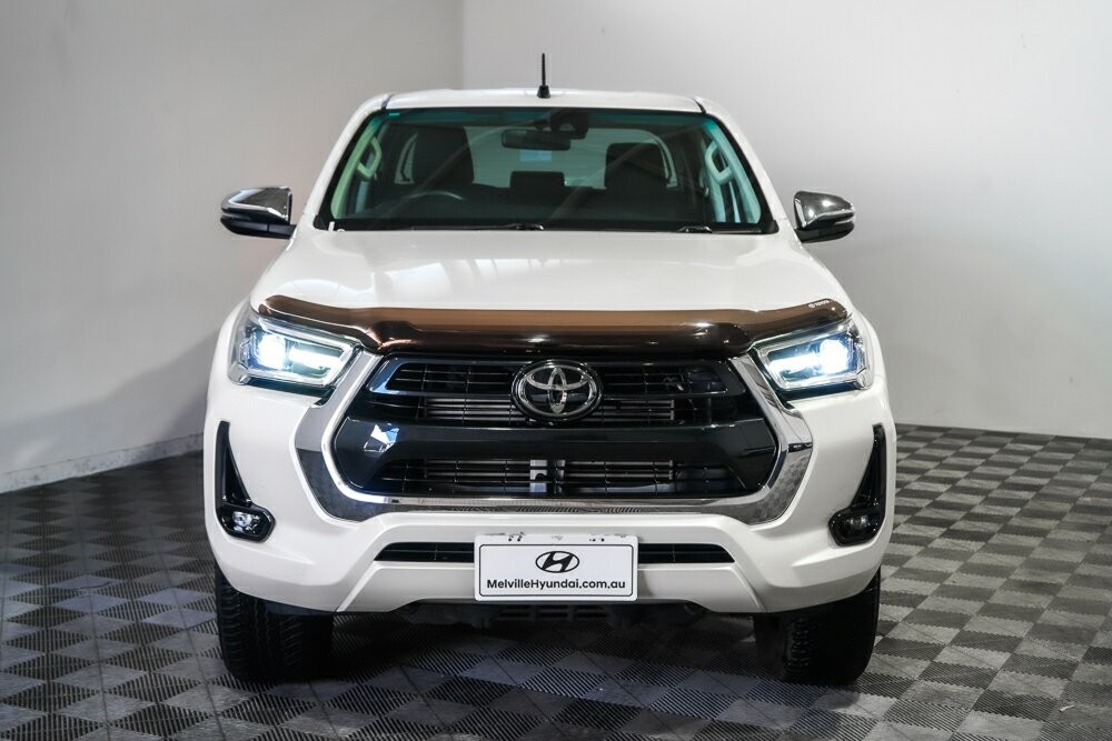 Toyota Hilux image 3