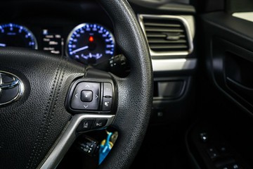 https://vehicle-cdn.autoleague.cloud/17009_11019032_14.jpg