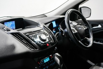 https://vehicle-cdn.autoleague.cloud/17009_11019039_17.jpg