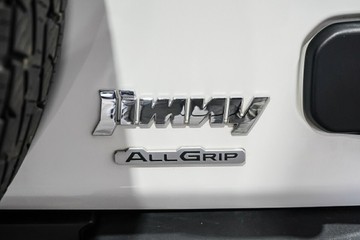 https://vehicle-cdn.autoleague.cloud/17009_11019045_8.jpg
