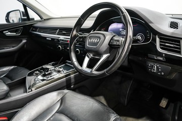 https://vehicle-cdn.autoleague.cloud/17009_11019048_13.jpg