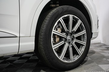 https://vehicle-cdn.autoleague.cloud/17009_11019048_5.jpg