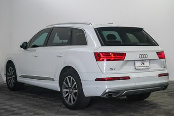 https://vehicle-cdn.autoleague.cloud/17009_11019048_6.jpg