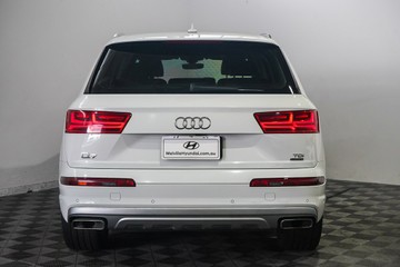 https://vehicle-cdn.autoleague.cloud/17009_11019048_7.jpg