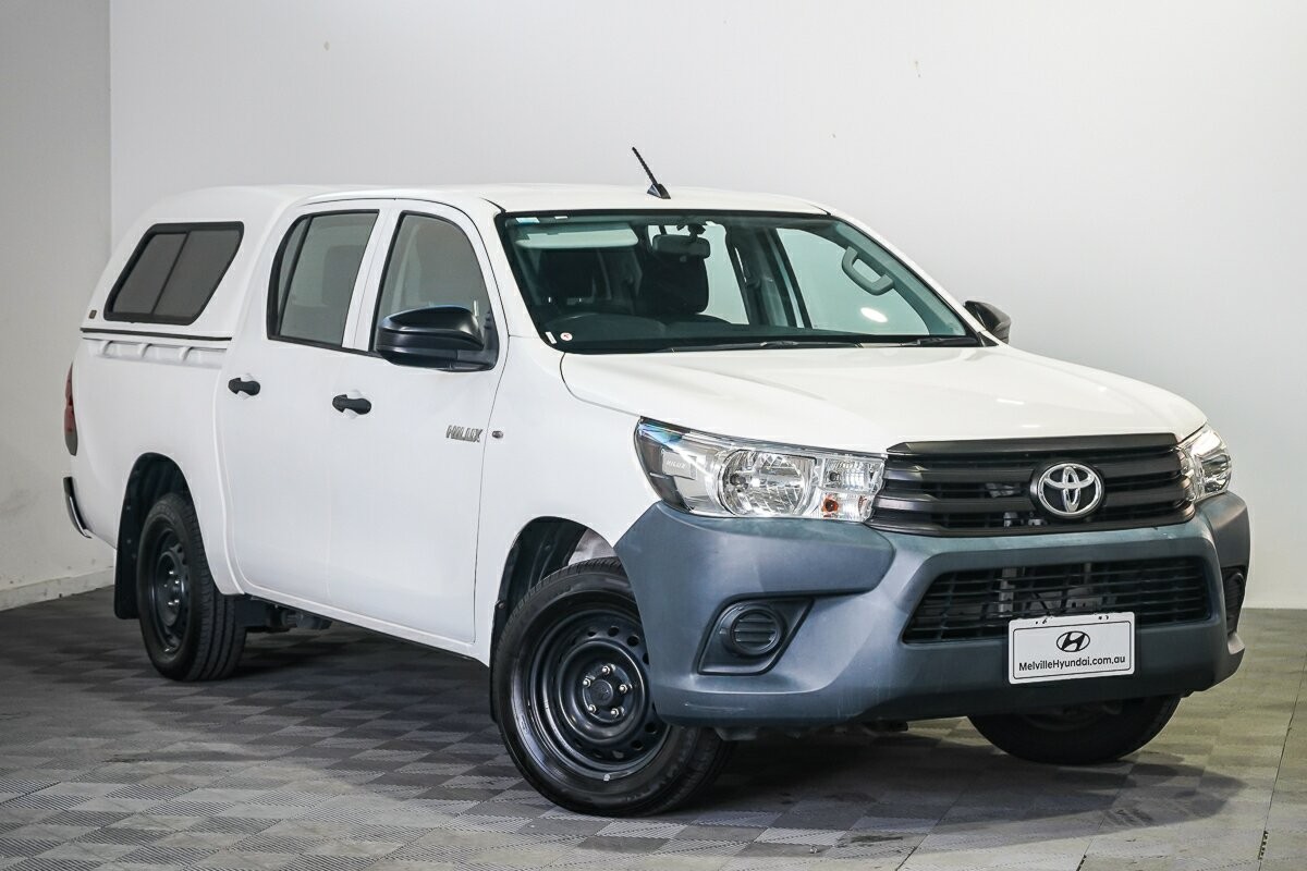 Toyota Hilux image 1