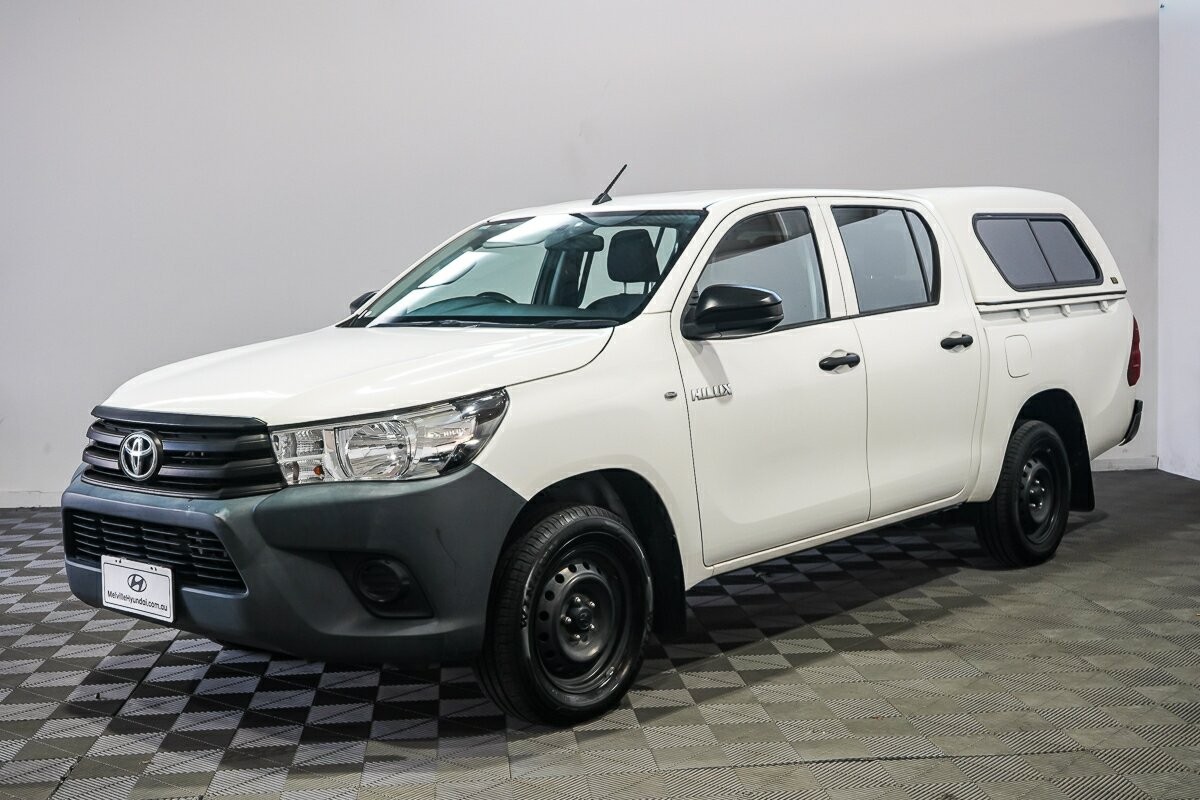 Toyota Hilux image 4