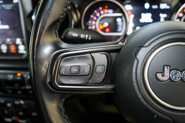 https://vehicle-cdn.autoleague.cloud/17009_11019052_13.jpg