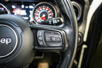 https://vehicle-cdn.autoleague.cloud/17009_11019052_14.jpg