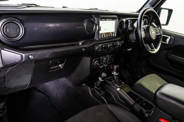 https://vehicle-cdn.autoleague.cloud/17009_11019052_19.jpg