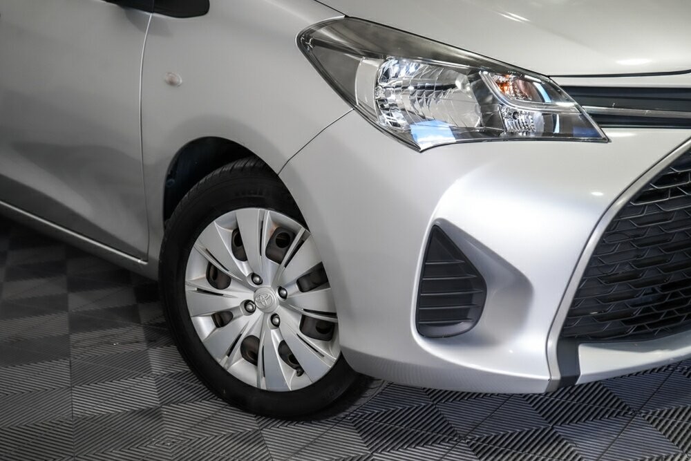 Toyota Yaris image 2