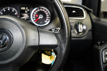 https://vehicle-cdn.autoleague.cloud/17009_11019059_14.jpg