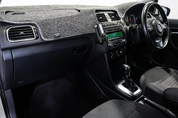https://vehicle-cdn.autoleague.cloud/17009_11019059_17.jpg