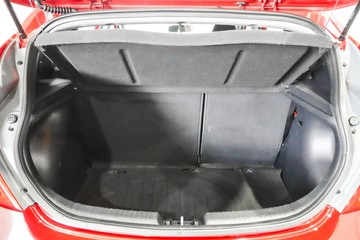 https://vehicle-cdn.autoleague.cloud/17009_11019060_10.jpg