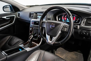 https://vehicle-cdn.autoleague.cloud/17009_11019064_15.jpg
